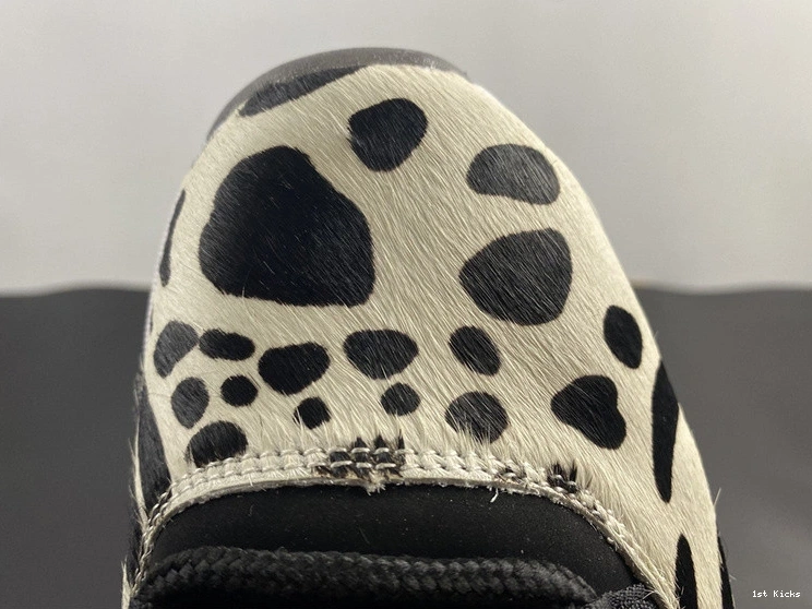 Air AR0715-010 Jordan 11 Animal Instinct 0212